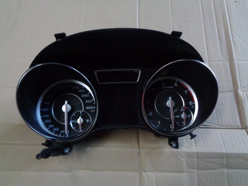 CUADRO INSTRUMENTOS MERCEDES BENZ CLA 45 2014 W117