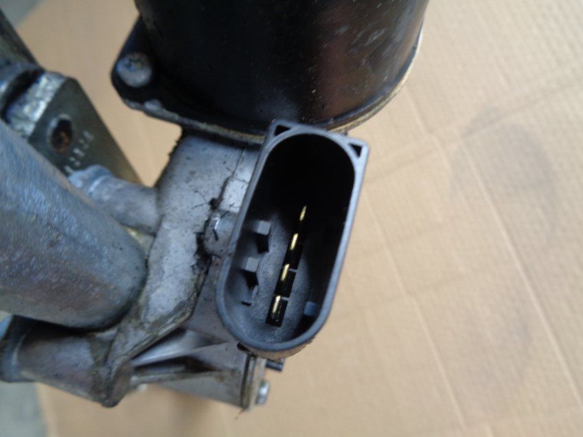 MOTOR LIMPIA DELANTERO BMW SERIE 6 2008 E63 MARCA VALEO Ref. 405.125