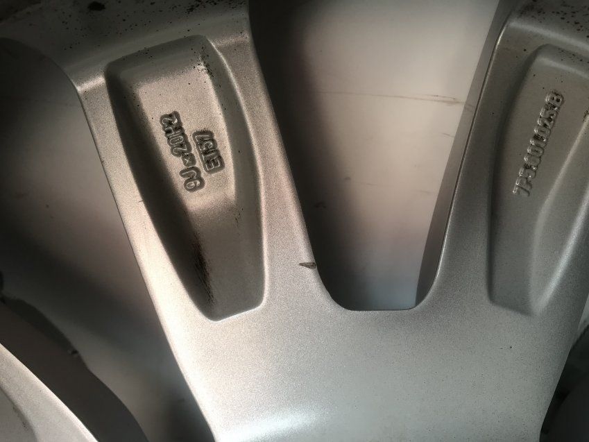 LLANTAS PORSCHE CAYENNE 20" con 4 Neumáticos Pirelli Pzero 275/45ZR20 (110Y) EN BUEN ESTADO