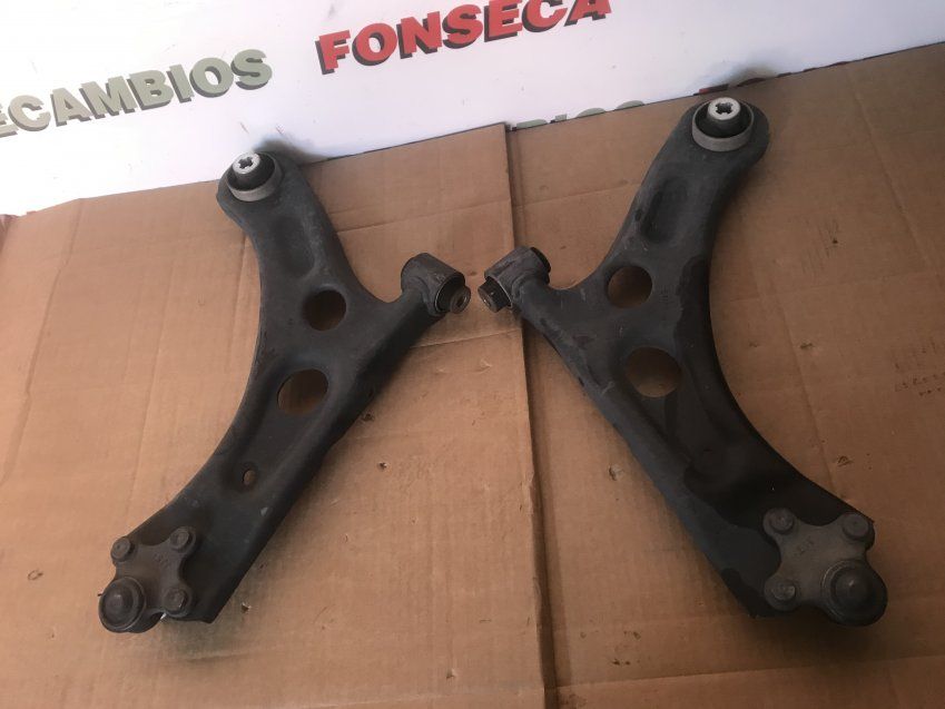 BRAZOS SUSPENSION DELANTEROS PEUGEOT 208 II 1.2 Gasolina 75cv