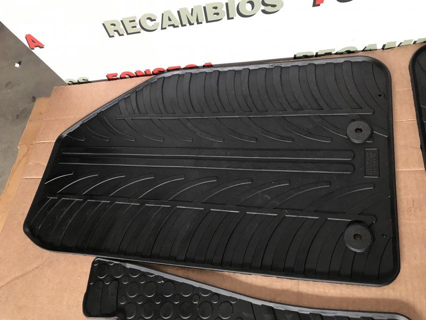 ALFOMBRAS JEEP RENEGADE 2014