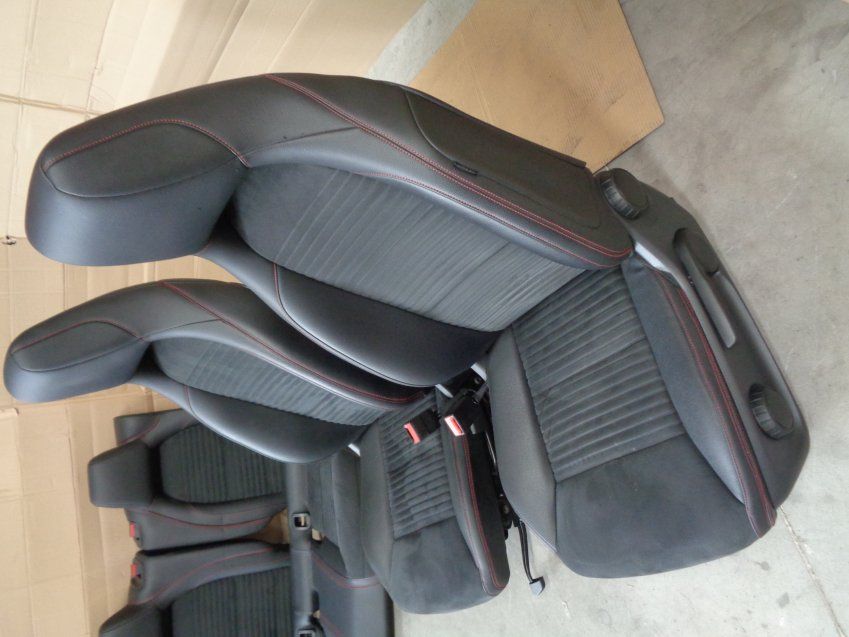 ASIENTOS MERCEDES BENZ CLASE CLA 2015 W117 AMG CON TAPIZADOS MIXTOS CUERO / ALCANTARA