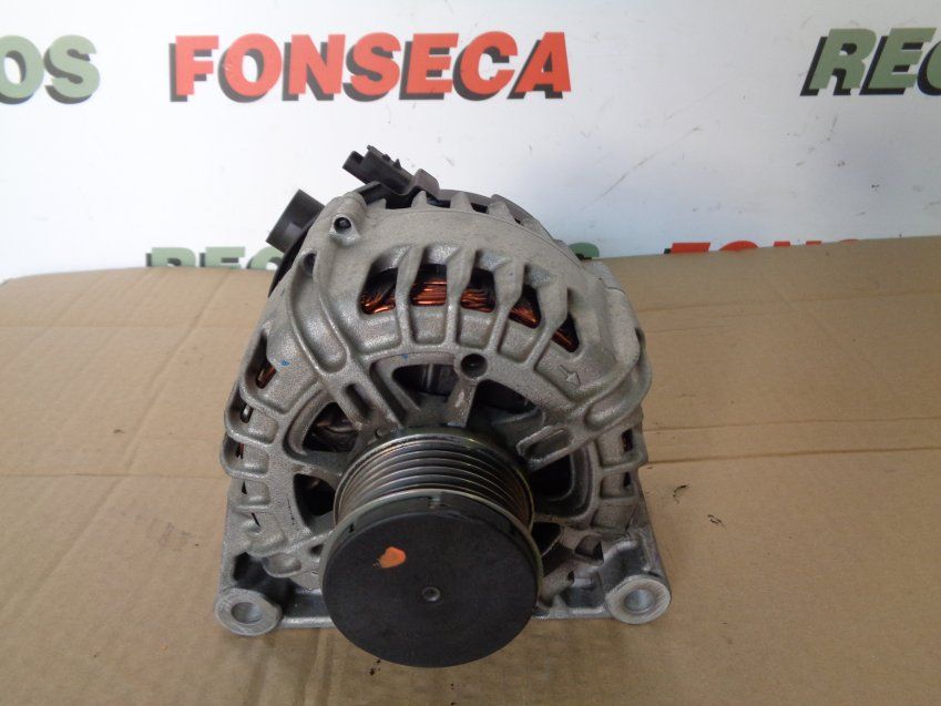 ALTERNADOR PEUGEOT 2008 II 2020 1200 Gasolina 130cv 22.000Kms Marca Valeo   Ref. 9826573480