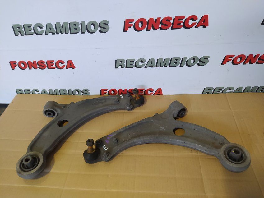 BRAZOS SUSPENSIÓN DELANTEROS PEUGEOT 308 2014 hdi Ref. 9675970980 Izq / 9675970880 Dcho