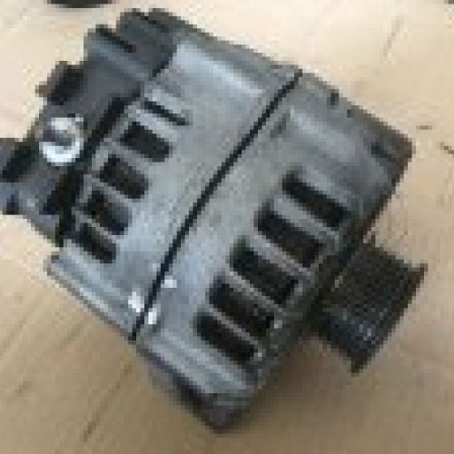 ALTERNADOR BMW SERIE 5 2008 E60 E61 520d 177cv   Valeo   Ref. 7802261