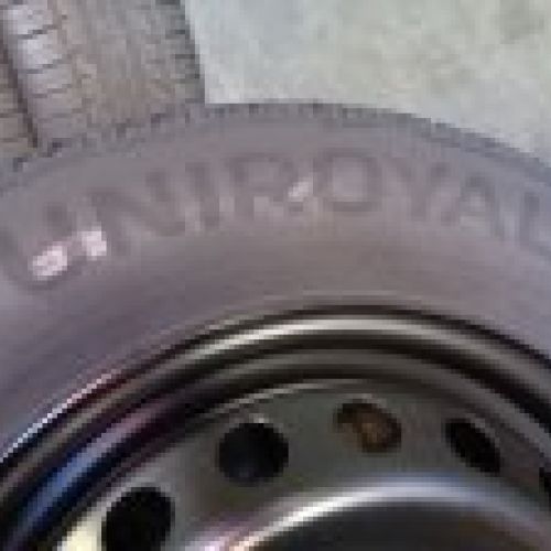 RUEDA REPUESTO RENAULT KADJAR 145/90 R16 106M GALLETA NUEVA NEUMATICO UNIROYAL