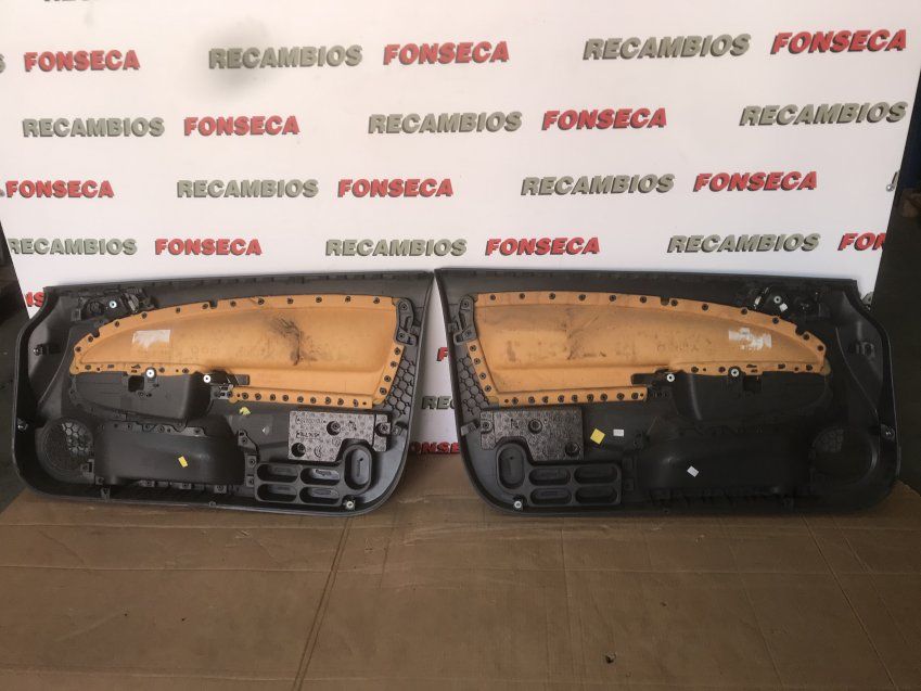 TAPIZADOS PUERTAS OPEL CORSA DE 3 PUERTAS 2010