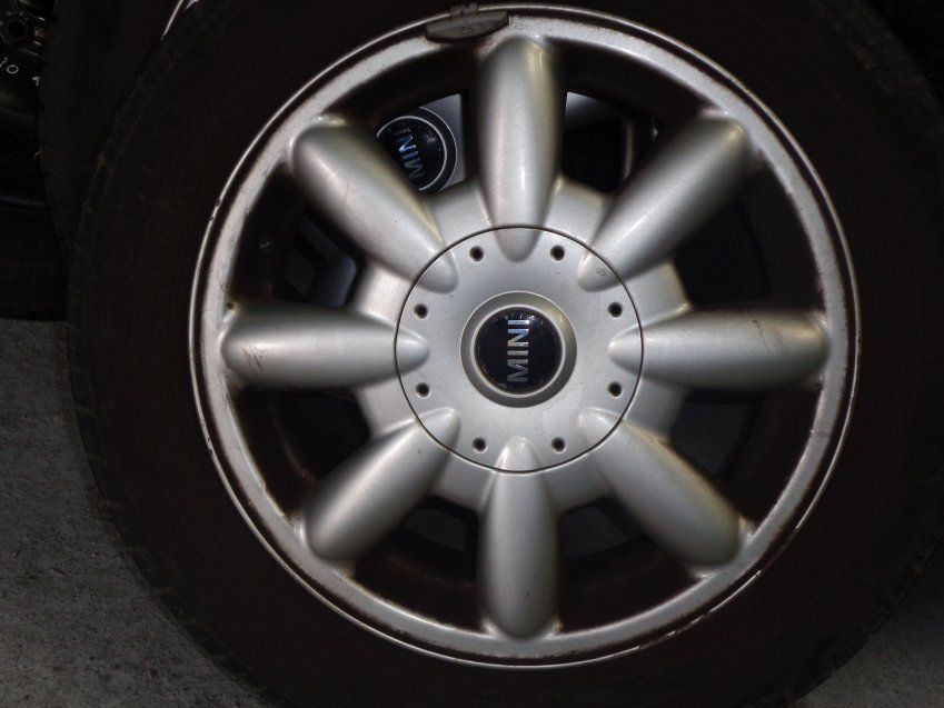 LLANTAS MINI COOPER 2009 R56 175/65 R15 NEUMATICOS PIRELLI