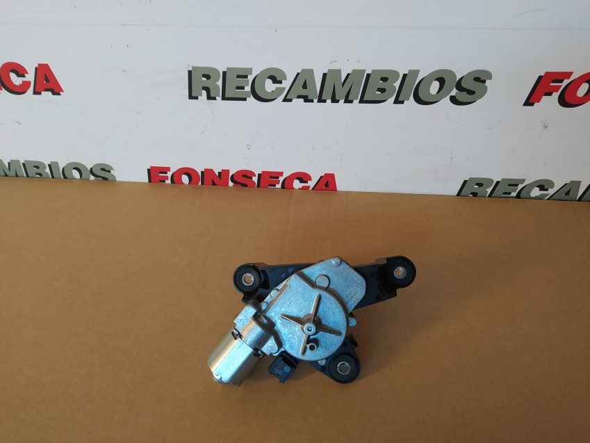 MOTOR LIMPIA TRASERO PEUGEOT 2008 II 2020 Ref. 9819900080 Con Brazo Trasero