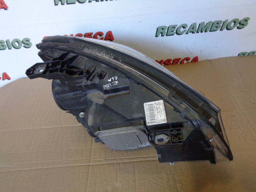 FARO MERCEDES BENZ CLASE CLA 2014 W117 XENÓN ORIGINAL Ref