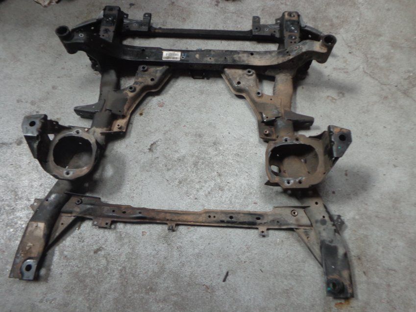 CUNA / PUENTE DELANTERO BMW X5 2010 E70 5