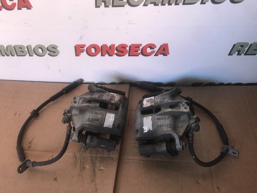 PINZAS FRENO DELANTERAS PEUGEOT 208 II 2020 1.2 Gasolina 75cv 26.500Kms