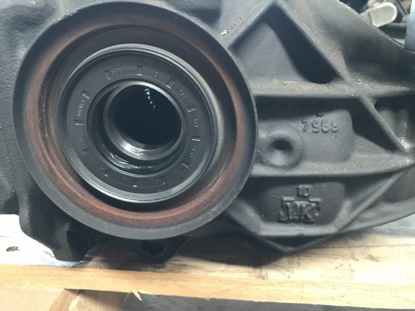 DIFERENCIAL TRASERO MERCEDES E COUPE 250cdi 204cv W207 90.000Kms Manual Ref. A2043510408