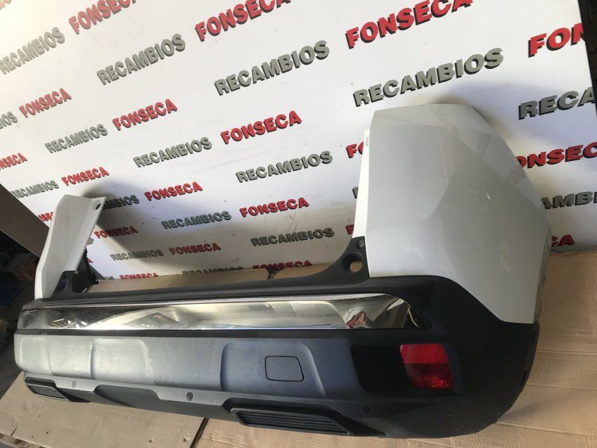 DEFENSA TRASERA PEUGEOT 3008 II 2017 Ref. 9811865077 Con Sensores Parking