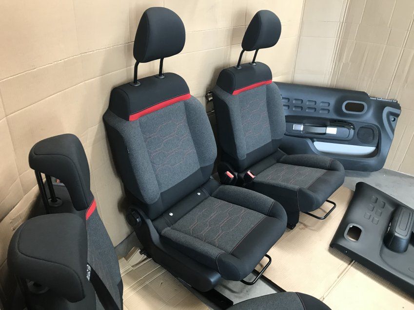 ASIENTOS CON TAPIZADOS PUERTAS CITROEN C3 III 2017