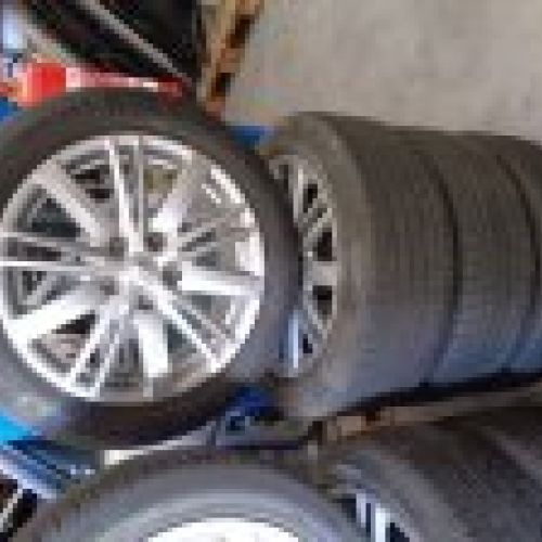 LLANTAS RENAULT MEGANE III GT LINE 205/55 R17 95V NEUMATICOS CONTINENTAL 3 BUEN ESTADO 1 CAMBIAR