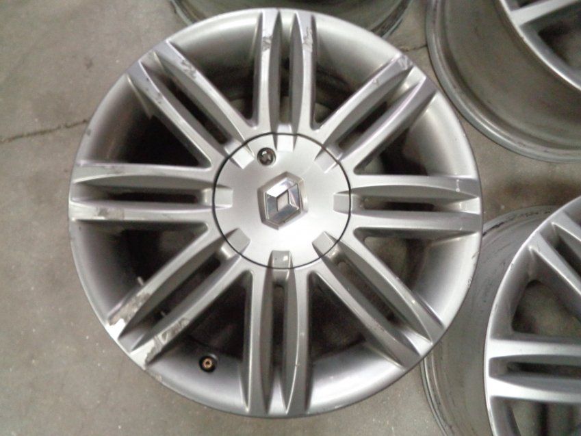 LLANTAS RENAULT CLIO III 2011 4 LLANTAS EN 16" VERSION GT