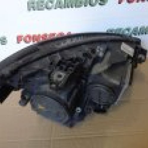 FARO MERCEDES BENZ CLASE CLA 2014 W117 XENÓN ORIGINAL Ref