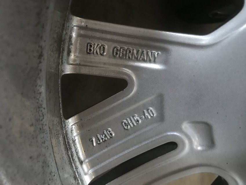 LLANTAS PEUGEOT EN 16"    LLANTAS ORIGINALES 7JX16   NEUMATICOS GOODYEAR 215/60 R16 95V