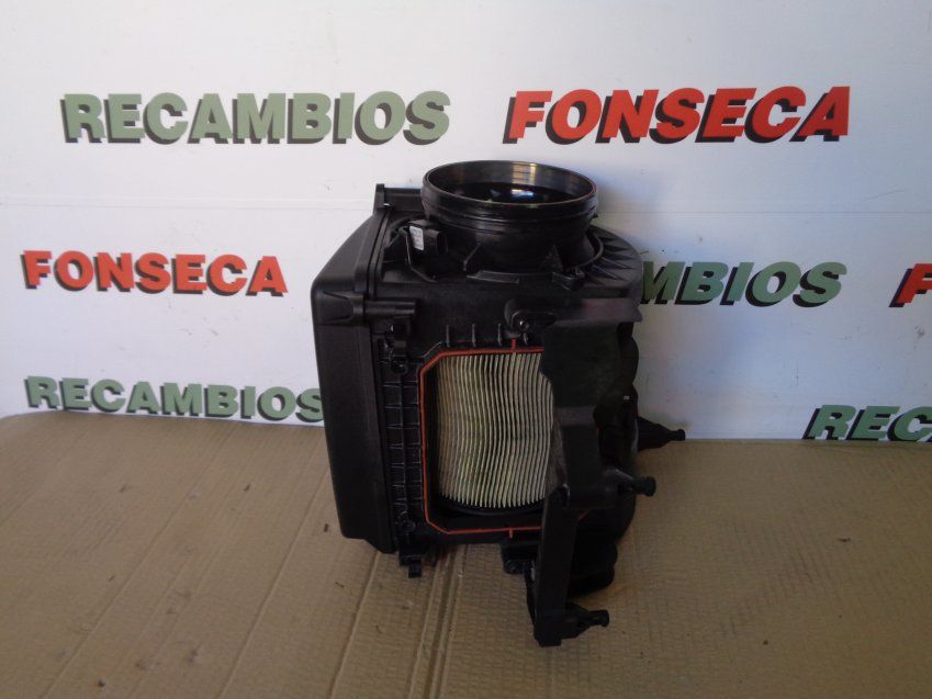 CAJA FILTRO AIRE / CAUDALÍMETRO MERCEDES BENZ CLA 45 2014 W117 Ref. A1330900001