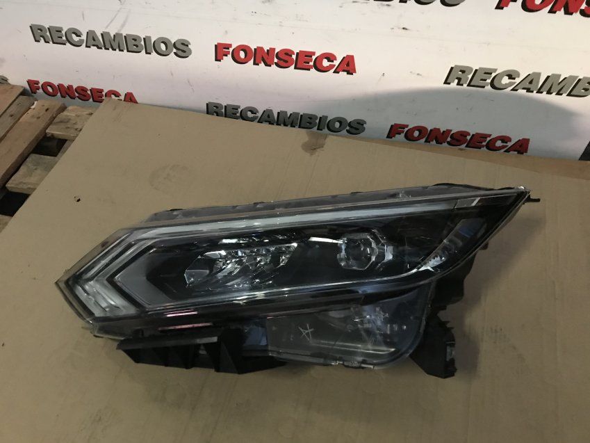 FARO NISSAN QASHQAI 2018 J11 RESTYLING FULL LED   LADO IZQUIERDO