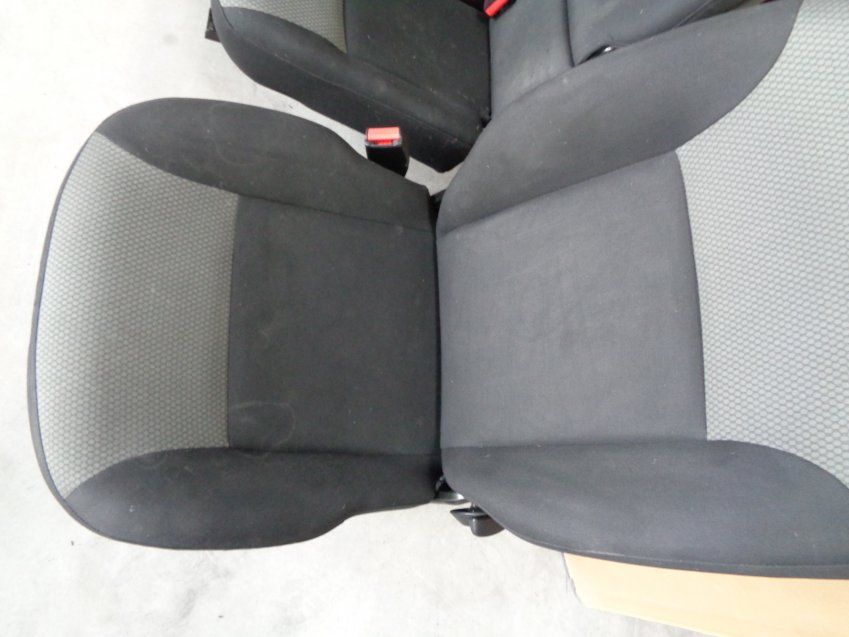 ASIENTOS RENAULT KANGOO 2018 CON TAPIZADOS Y  DE 3 PLAZAS