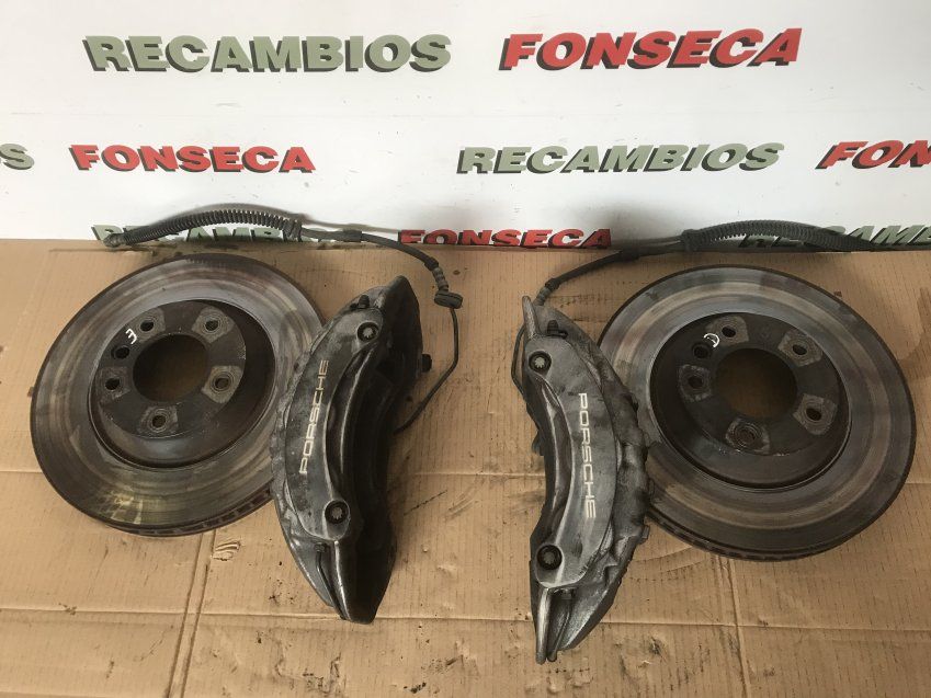 DISCOS Y PINZAS FRENO DELANTEROS PORSCHE CAYENNE 2010 3.0d 92A Discos 350mm Pinzas Brembo 6 Pistones Ref. 7PP615123