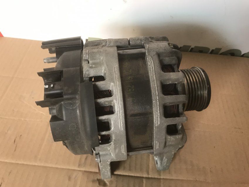 ALTERNADOR NISSAN QASHQAI 2019 1.5dci  Valeo Ref. 231002419R B