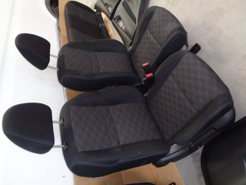 ASIENTOS NISSAN QASHQAI 2015 J11 DE TELA CON TAPIZADOS