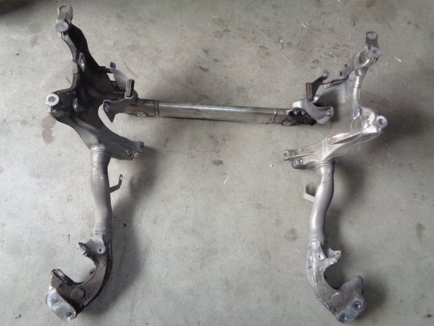 CUNA / PUENTE DELANTERO AUDI A5 2012 Coupé 3.0tdi 245cv