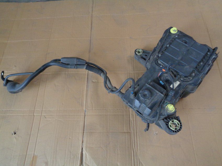 DEPOSITO ADBLUE CITROEN BERLINGO 2019 1