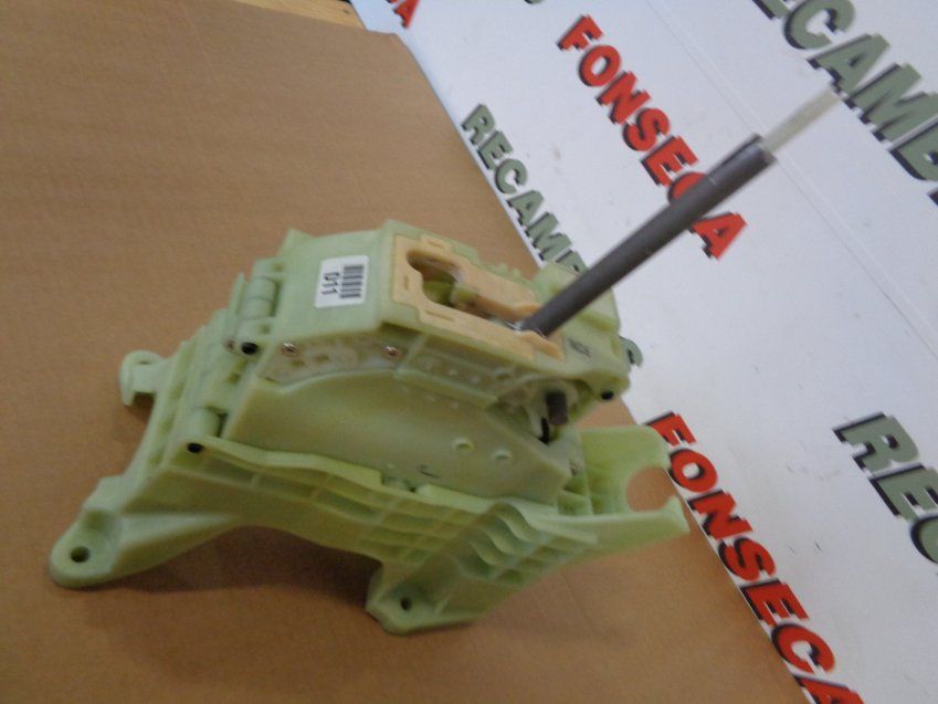 SELECTOR MARCHAS KIA NIRO 2018 1.6Gdi Hybrid Automático Ref. 46701 D4440