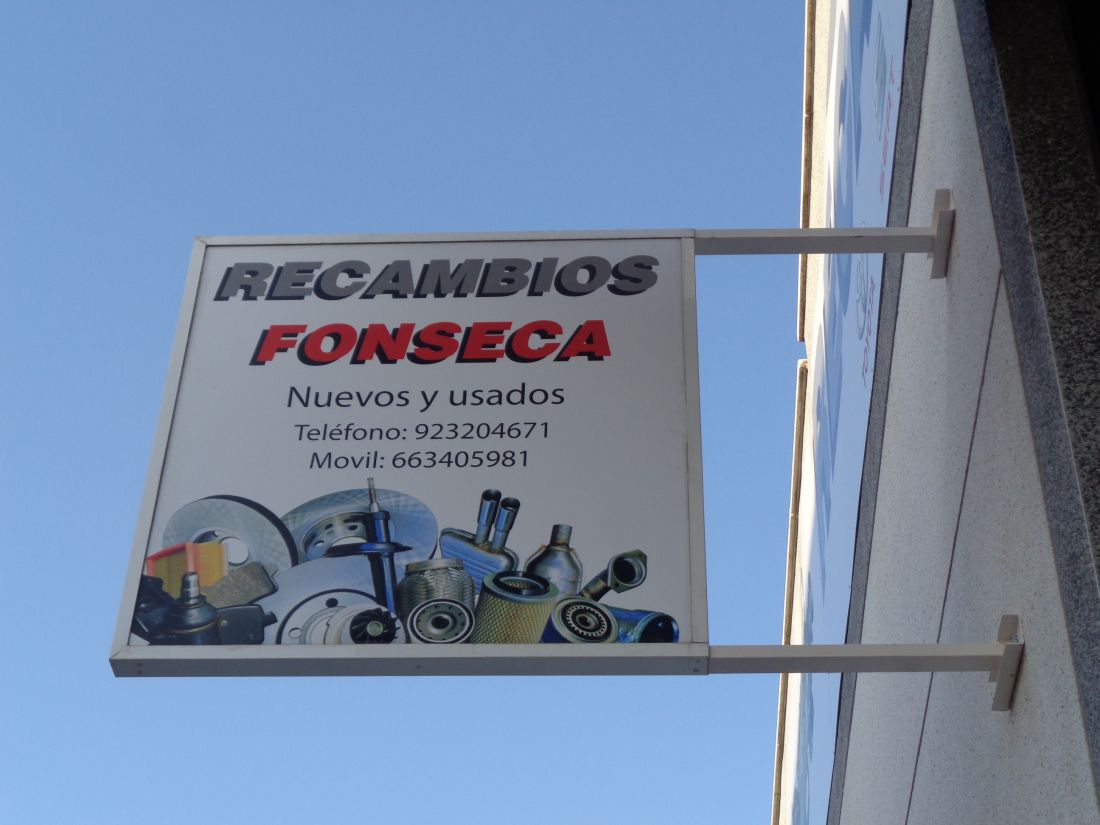 Almacén de repuestos automóvil en Salamanca