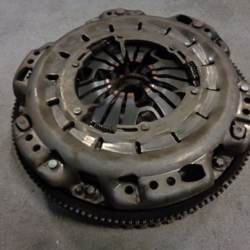 KIT EMBRAGUE MERCEDES BENZ CLASE A 2015 W176 180cdi 131.000Kms Luk Ref. A0262501001