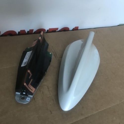 ANTENA BMW SERIE 7 2018 G11 Ref