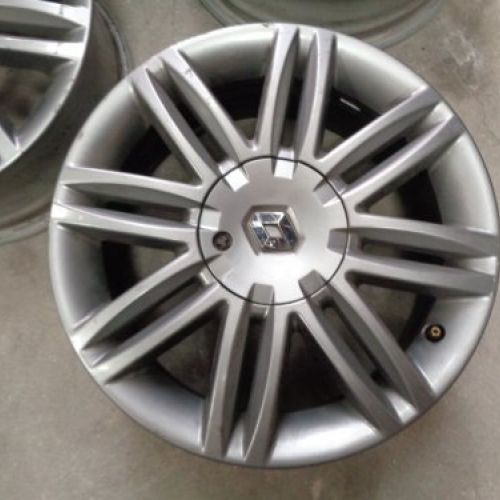 LLANTAS RENAULT CLIO III 2011 4 LLANTAS EN 16" VERSION GT