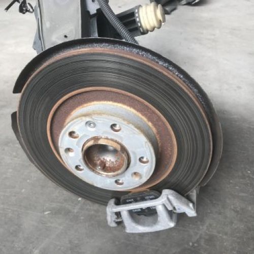 EJE TRASERO COMPLETO PEUGEOT 3008 2021 1