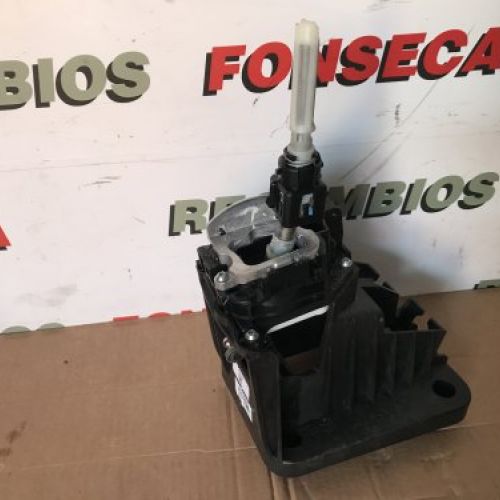 SELECTOR DE MARCHAS MANUAL PEUGEOT 3008 II 2018 1.2 gasolina Ref. 9619997D