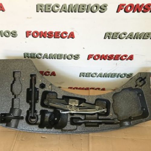 GATO CON SOPORTE RENAULT TALISMAN 2018 BERLINA