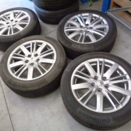 LLANTAS RENAULT MEGANE III GT LINE 205/55 R17 95V NEUMATICOS CONTINENTAL 3 BUEN ESTADO 1 CAMBIAR