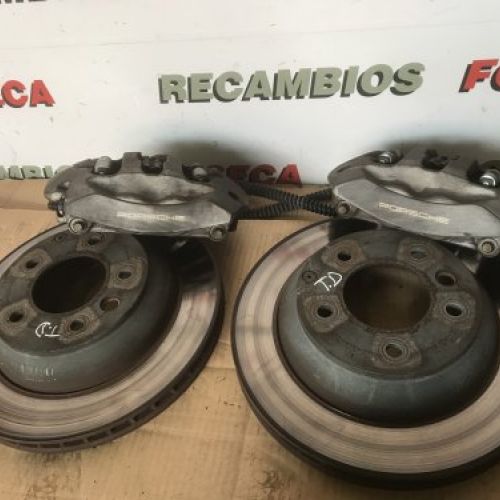 DISCOS Y PINZAS FRENO TRASEROS PORSCHE CAYENNE 2010 3.0d 92A Discos 330mm Pinzas Brembo Ref. 7P0615423