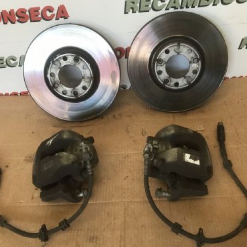 DISCOS Y PINZAS FRENO DELANTEROS CITROEN C4 PICASSO 2017 2.0hdi 150cv USADO   FRENADA DE 300mm