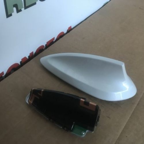 ANTENA BMW SERIE 7 2018 G11 Ref