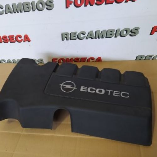 TAPA MOTOR OPEL CORSA D 2010 1