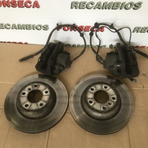 DISCOS Y PINZAS FRENO DELANTEROS BMW SERIE 5 2012 520d F10 F11