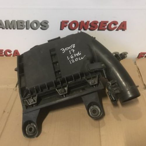 CAJA FILTRO AIRE / CAUDALÍMETRO PEUGEOT 3008 2017 1.6hdi Usada Ref. 9806561080