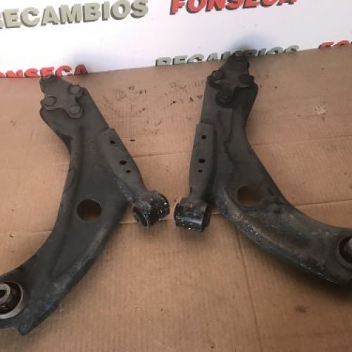 BRAZOS SUSPENSION DELANTEROS CITROEN C4 PICASSO 2017 2.0hdi 150cv USADOS Ref. Izq 98138523 / Ref. Dcho 98138522