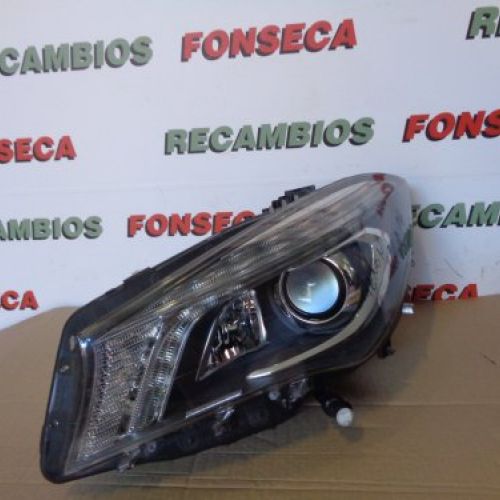 FARO MERCEDES BENZ CLASE CLA 2014 W117 XENÓN ORIGINAL Ref. A1179064500