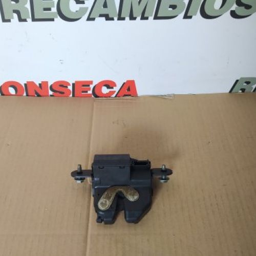 CERRADURA PORTÓN FIAT 500 2019 Ref