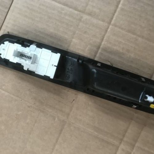 BOTONERA CONDUCTOR ELEVALUNAS PEUGEOT EXPERT III 2016 Usada Ref